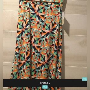 NWT LuLaRoe Maxi Skirt XXS